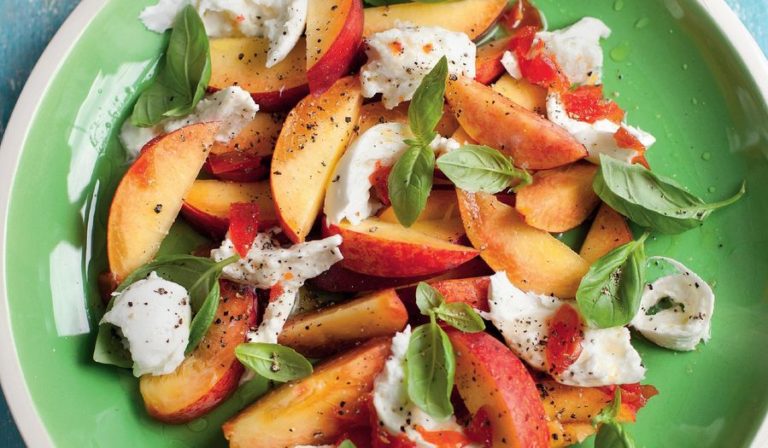 Peach and Mozzarella with Sweet Chilli and Tomato Glaze