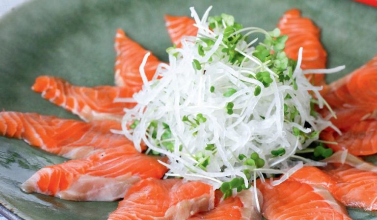 Salmon Sashimi with Ponzu Sauce